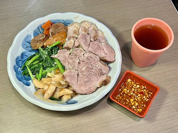 +（三重便當）柴霸煮～2023新開幕三重便當新選擇！蒜泥白肉