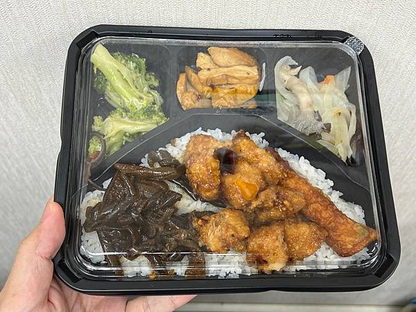 (善導寺自助餐)青島自助餐~2023年全新開幕自助餐專賣店~ (善導寺自助餐)青島自助餐~2023年全新開幕自助餐專賣店~