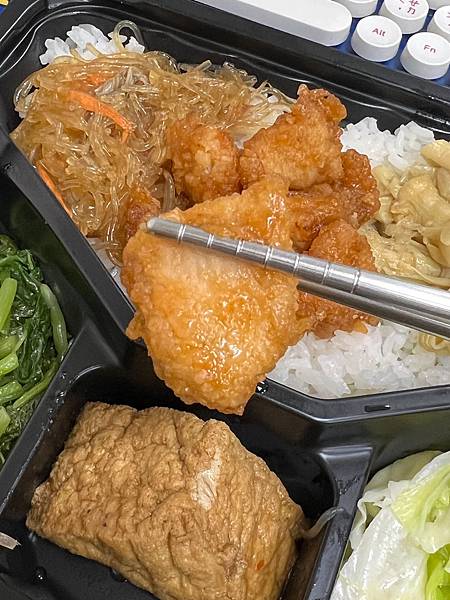 (善導寺自助餐)青島自助餐~2023年全新開幕自助餐專賣店~ (善導寺自助餐)青島自助餐~2023年全新開幕自助餐專賣店~