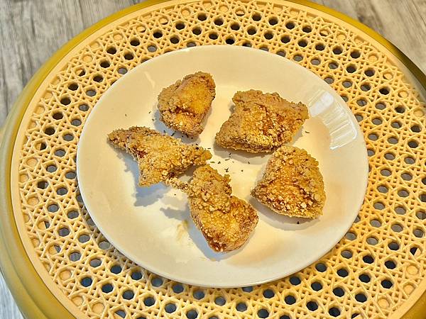 (信義咖哩)老莫派咖哩2023新開幕松菸咖哩專賣店!炸蝦、