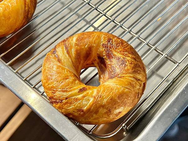 ＊（通化美食）雅米現烤甜甜圈&雞蛋糕～中秋甜甜圈新選擇！香酥