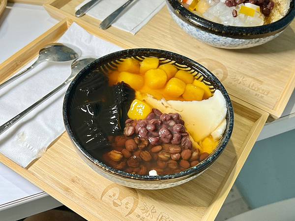 （士林冰店）冰Go雪花冰～爆高CP值、料多實在～豆花、刨冰、