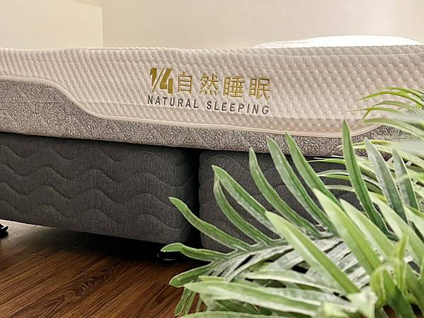 （床墊推薦）1/4自然睡眠床墊～新登場零度棉Q感雙面床墊！３