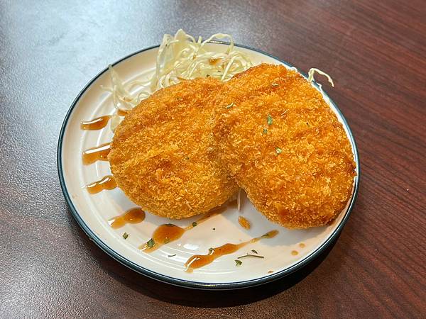 (士林美食)日向洋食拿坡里義大利麵、超濃咖哩豬排飯、手工限