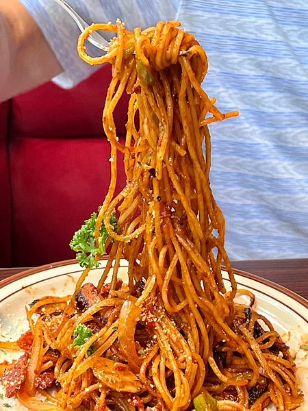 (士林美食)日向洋食拿坡里義大利麵、超濃咖哩豬排飯、手工限