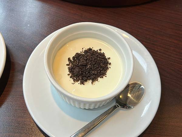 (士林美食)日向洋食拿坡里義大利麵、超濃咖哩豬排飯、手工限