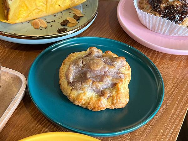 ＋（三重甜點）OLD BOY 咖啡甜點～手作蛋糕、香濃司康、