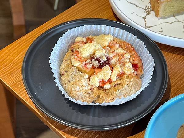 ＋（三重甜點）OLD BOY 咖啡甜點～手作蛋糕、香濃司康、