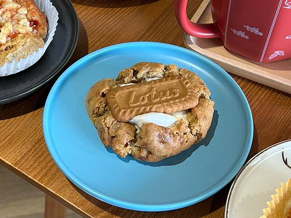 ＋（三重甜點）OLD BOY 咖啡甜點～手作蛋糕、香濃司康、