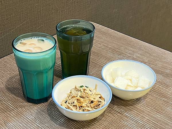 ＋（板橋咖哩）小吉咖哩文化店～超濃咖哩飯專賣店！土魠魚、獅子