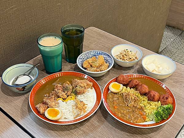 ＋（板橋咖哩）小吉咖哩文化店～超濃咖哩飯專賣店！土魠魚、獅子