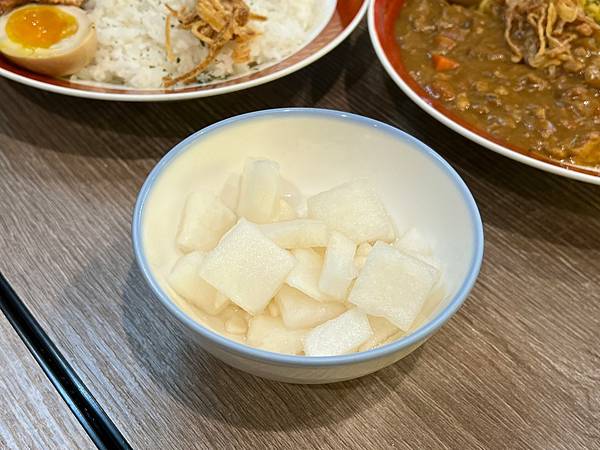 ＋（板橋咖哩）小吉咖哩文化店～超濃咖哩飯專賣店！土魠魚、獅子