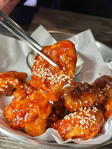 ＋（台中韓式料理）摸摸韓食堂台中一中店～料多泡菜豆腐鍋、必點