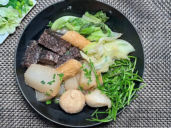 (高雄宵夜)浪客日式街宵夜~食材新料超猛、超入味麻辣 (高雄宵夜)浪客日式街宵夜~食材新料超猛、超入味麻辣