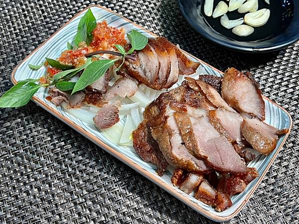 (高雄宵夜)浪客日式街宵夜~食材新料超猛、超入味麻辣 (高雄宵夜)浪客日式街宵夜~食材新料超猛、超入味麻辣