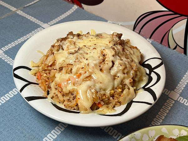 +(高雄炒飯)三元蛋包炒飯專賣店~現炒蛋包炒飯只要70元起! +(高雄炒飯)三元蛋包炒飯專賣店~現炒蛋包炒飯只要70元起!