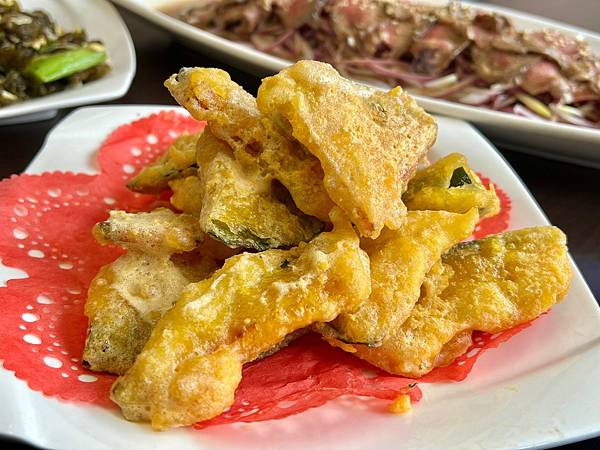 ＋（桃園熱炒）大龍城平價海鮮～無雷通通都好吃～豐盛桌菜只要5