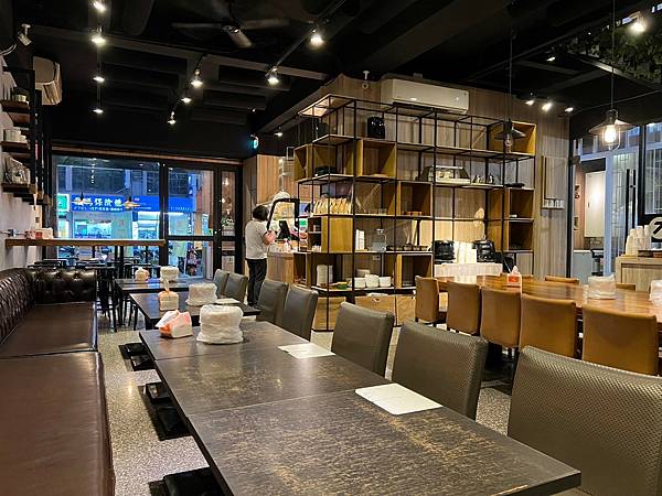 （高雄披薩）Pizza一番～30種獨特口味披薩吃到飽！100