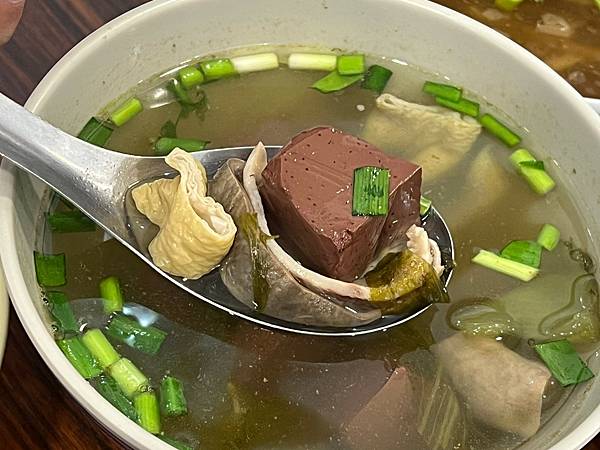 ＊（台中美食）王爺王肉羹～台中最強肉羹專賣店！多款台式小吃、