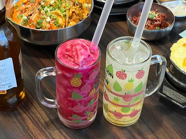 (台中韓式餐廳)燒酒杯韓式餐酒館~料好實在豆腐鍋、卡滋韓式起 (台中韓式餐廳)燒酒杯韓式餐酒館~料好實在豆腐鍋、卡滋韓式起