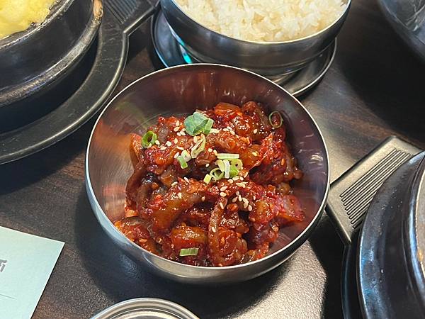 (台中韓式餐廳)燒酒杯韓式餐酒館~料好實在豆腐鍋、卡滋韓式起 (台中韓式餐廳)燒酒杯韓式餐酒館~料好實在豆腐鍋、卡滋韓式起