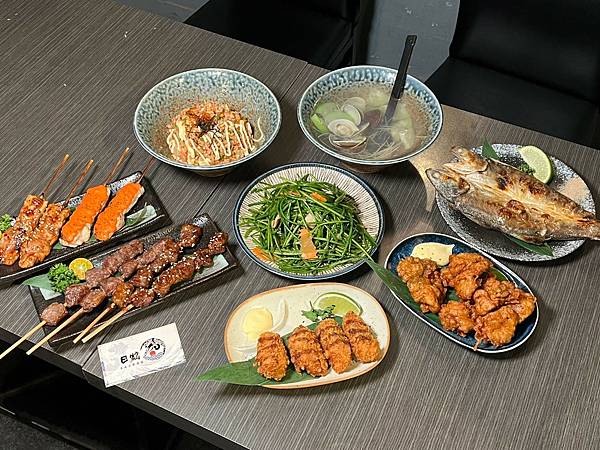 （板橋居酒屋）日鶴串燒居酒屋～2023新北耶誕城美食推薦！粒