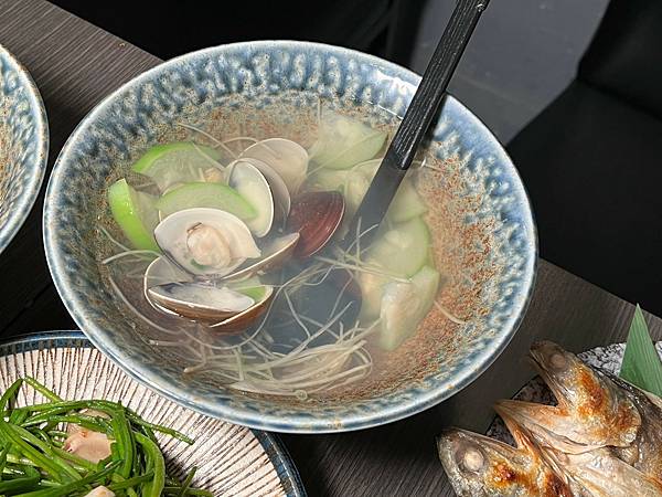 （板橋居酒屋）日鶴串燒居酒屋～2023新北耶誕城美食推薦！粒