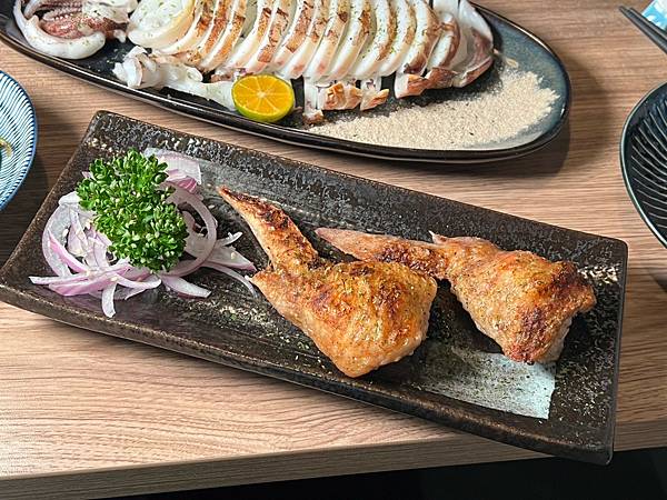 +(板橋美食)暮樂町居酒屋~2023新北耶誕城美食推薦!再訪 +(板橋美食)暮樂町居酒屋~2023新北耶誕城美食推薦!再訪
