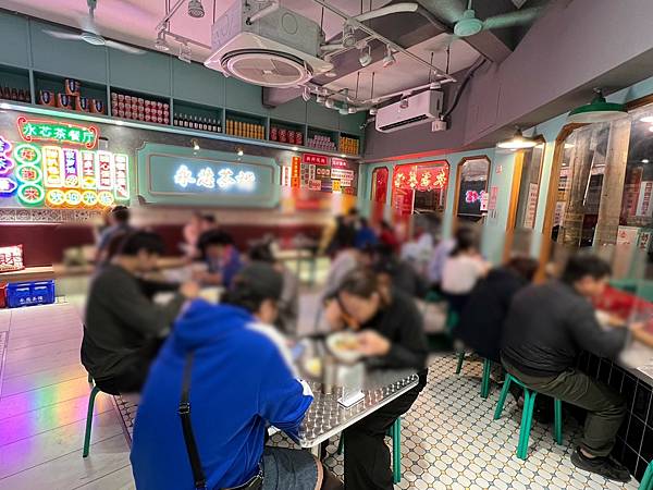 （內壢美食）永芯茶檔茶餐廳～桃園高人氣港式專賣店！豬扒肉公仔