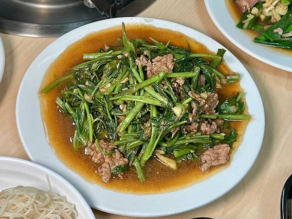 （桃園羊肉爐）正港現宰羊肉爐～新鮮羊肉皮彈肉嫩、羊肉全餐熱炒