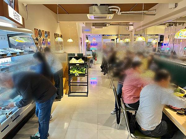 (永和吃到飽)何家香香麻辣鴛鴦鍋吃到飽~多款肉品、生猛海鮮、 (永和吃到飽)何家香香麻辣鴛鴦鍋吃到飽~多款肉品、生猛海鮮、