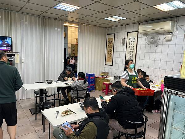 (三重美食)品香牛肉拉麵~傳香30年超人氣麵店~彈牙拉麵、特 (三重美食)品香牛肉拉麵~傳香30年超人氣麵店~彈牙拉麵、特