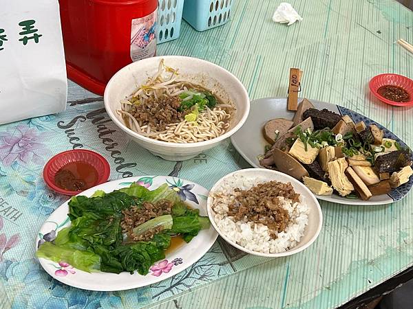 （安平美食）家意～味一大一百元！超好吃乾意牙