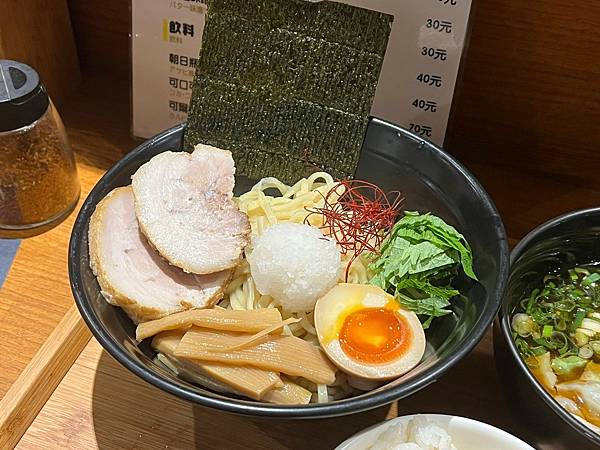 （中山國中拉麵）麵屋川去～招牌川去沾麵＋最佳配角飯～份量十足