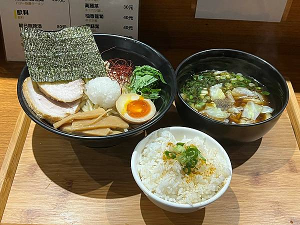 （中山國中拉麵）麵屋川去～招牌川去沾麵＋最佳配角飯～份量十足