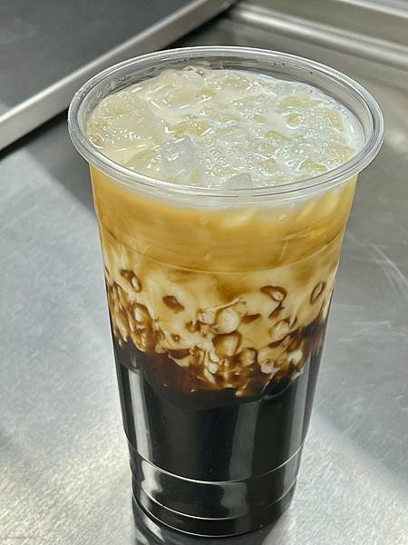 （蘆洲飲料）兩良紅茶蘆洲店～黑糖珍珠彈牙、冬瓜青茶清爽、古早