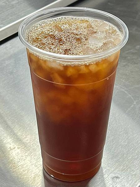 （蘆洲飲料）兩良紅茶蘆洲店～黑糖珍珠彈牙、冬瓜青茶清爽、古早