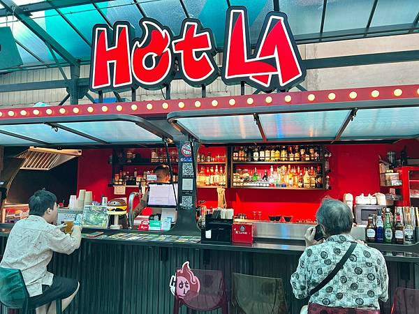 ＋（中正紀念堂美食）Hot LA進駐R8捷運輕食吧～台北超好