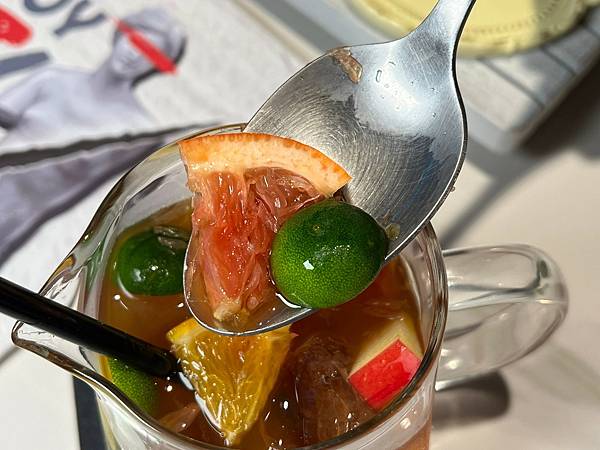 (行天宮美食)赤雞人間餐酒館~焗烤奶醬生蠔、川麻唐揚放山雞、 (行天宮美食)赤雞人間餐酒館~焗烤奶醬生蠔、川麻唐揚放山雞、