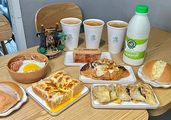 （台北早午餐）迪諾早午餐～芋泥控必吃早午餐！新品蔥鹽松阪豬蛋