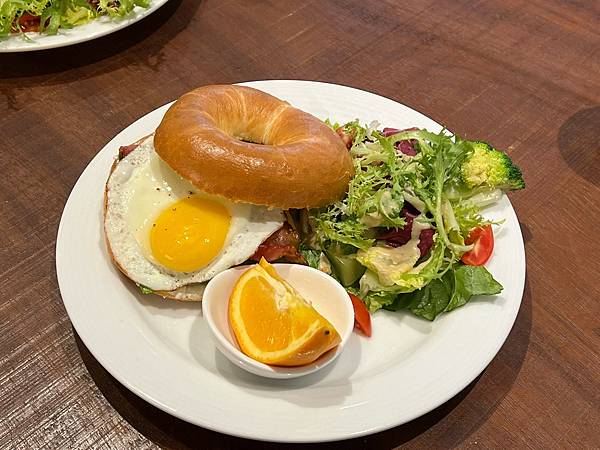 （台北千層蛋糕推薦）波赫士領地精品咖啡館 昌吉店～超強提拉米