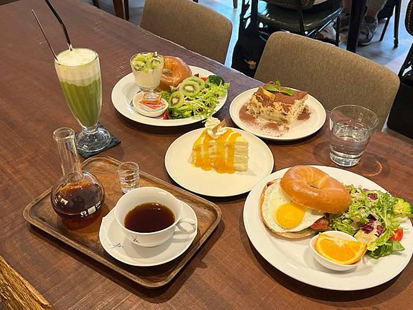 （台北千層蛋糕推薦）波赫士領地精品咖啡館 昌吉店～超強提拉米