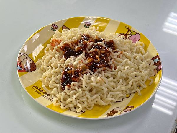 (快煮鍋推薦)日云家電 輕食泡麵鍋 /美食鍋~1.2L超大容 (快煮鍋推薦)日云家電 輕食泡麵鍋 /美食鍋~1.2L超大容