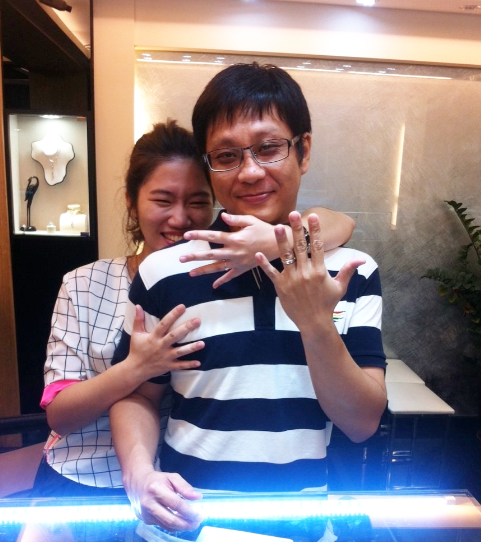 樣多儷幸福見證,原來挑選婚戒是這麼幸福的一件事! 樣多儷幸福見證,原來挑選婚戒是這麼幸福的一件事!