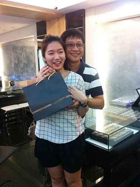 樣多儷幸福見證,原來挑選婚戒是這麼幸福的一件事! 樣多儷幸福見證,原來挑選婚戒是這麼幸福的一件事!