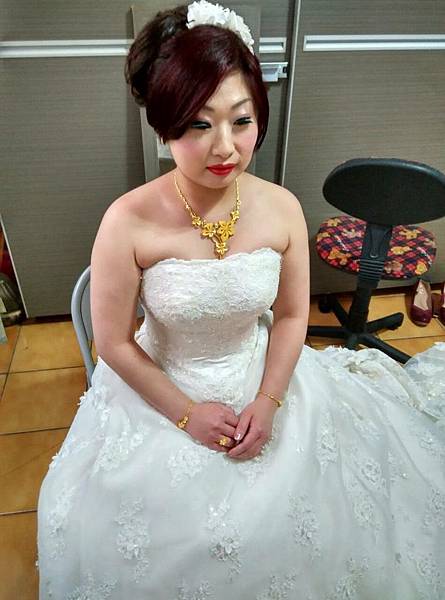 結婚黃金套組怕買貴？教您如何計算結婚黃金套組價格，不怕再當冤大頭