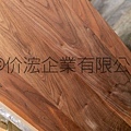 產品（材料）拼板系列-北美胡桃拼板（直拼+推油）_2020工廠樣品照片03.jpg