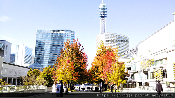 橫濱美術館前廣場