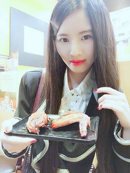 28906566_2059142250769080_1443751983_n