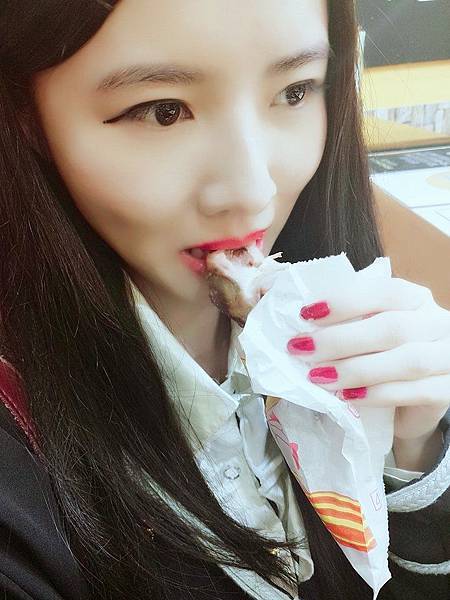 28907795_2059138867436085_494461899_n